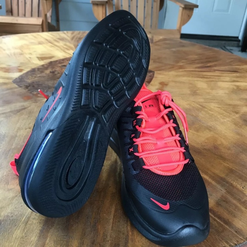 Nike Air Max Axis Black/Red Orbit Size 7 Men’s - Picture 7 of 8